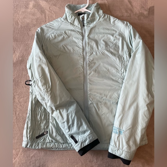 VGUC Medium Women’s Mountain Hardwear soft-shell/fleece-lined jacket, sage green - Picture 5 of 10